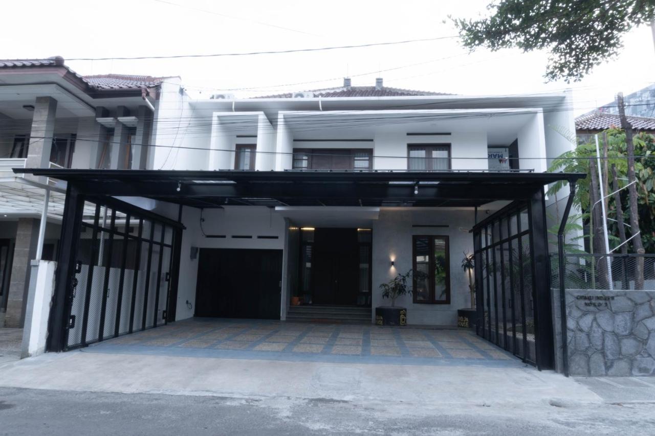 반둥 Radja House Cipaku Indah 빌라 외부 사진