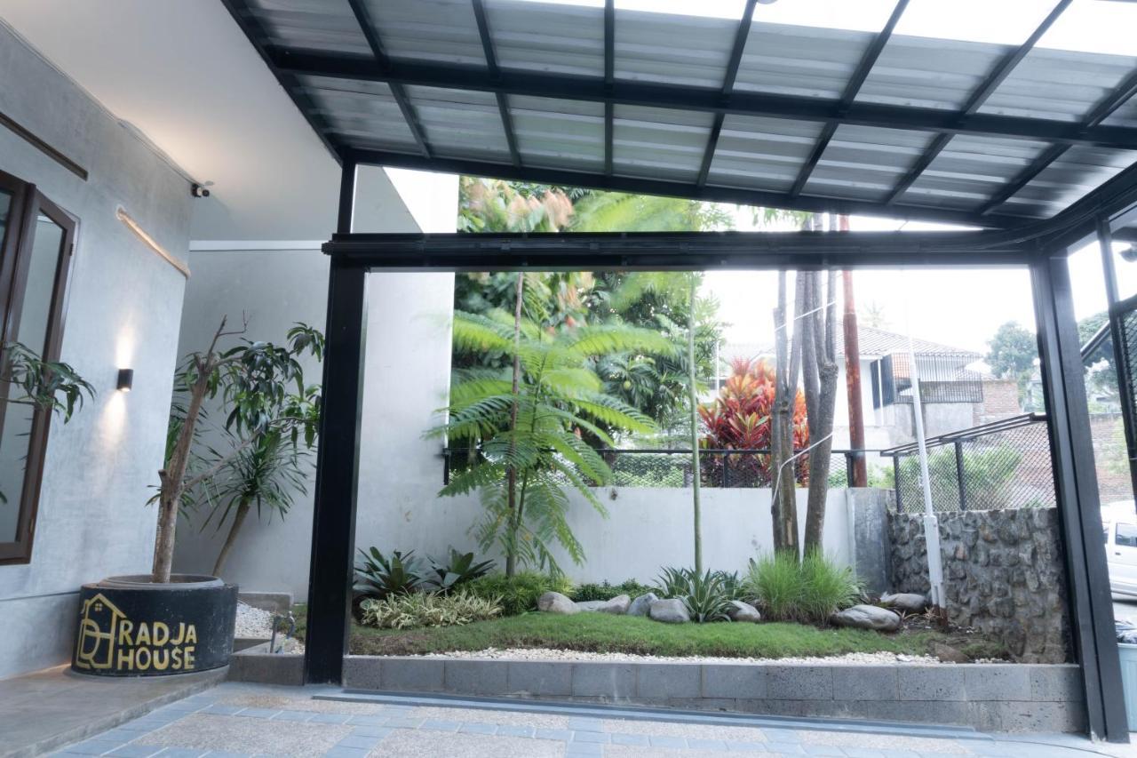 반둥 Radja House Cipaku Indah 빌라 외부 사진